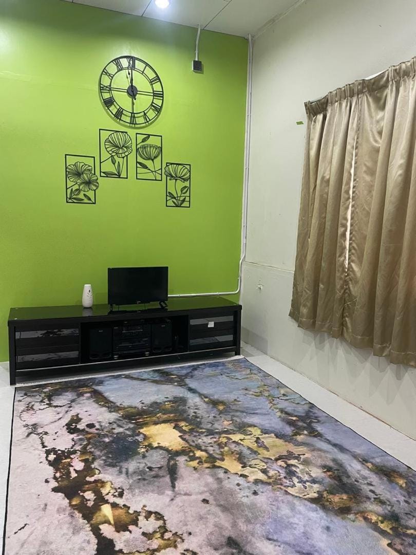 Private Pool MIE HOMESTAY BINJAI KEMAMAN House in Terengganu, Malaysia