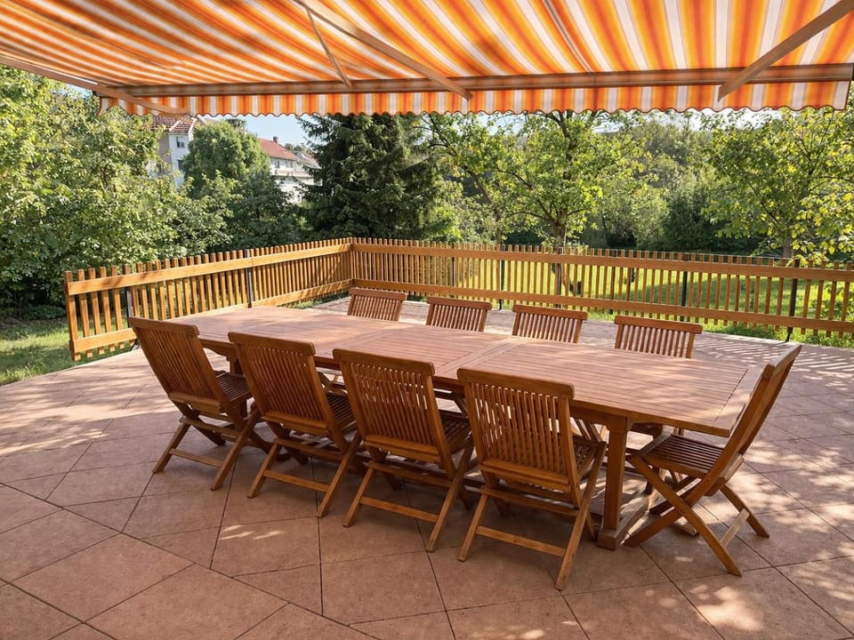 Spring, Garden, View (from property/room), Balcony/Terrace, Dining area, Garden view