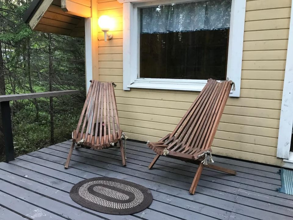 Mökki lomaparrassa Chalet in Finland
