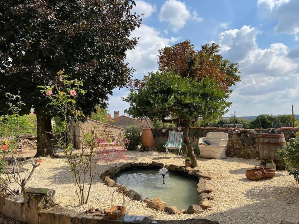 Garden, Inner courtyard view