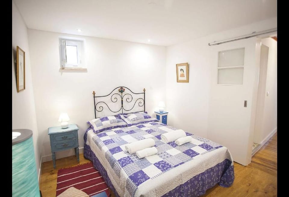 Bairro Alto - 2nd Floor Apartment in Lisbon