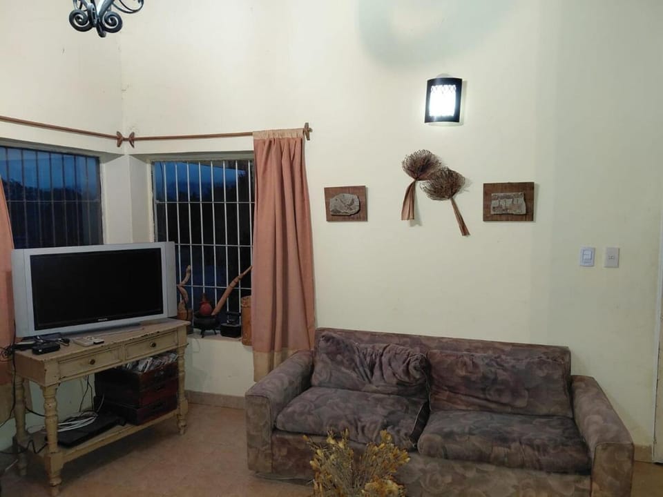 Communal lounge/ TV room, TV and multimedia, Evening entertainment