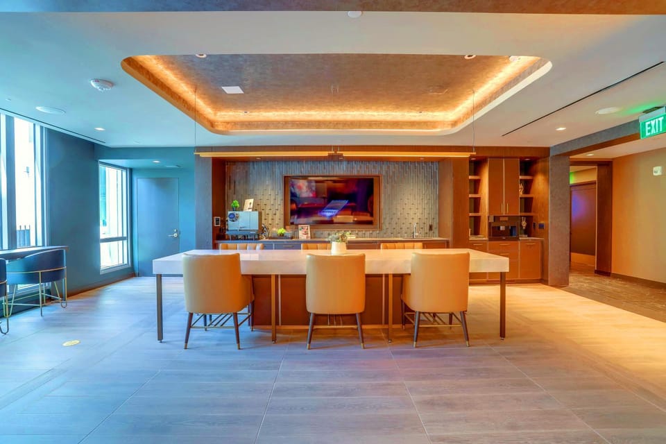 Property building, Seating area
