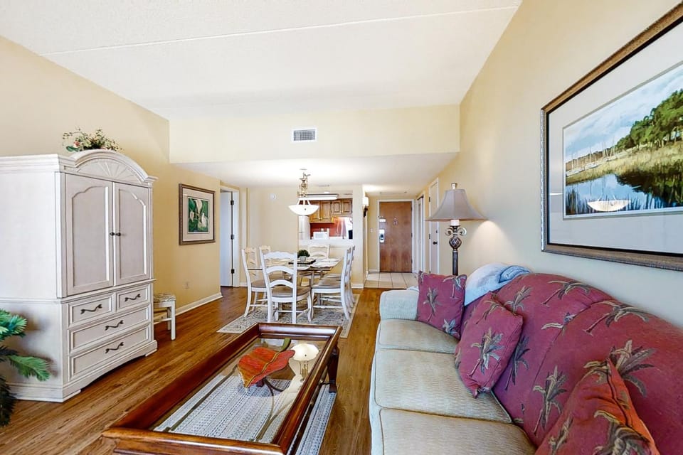 TV and multimedia, Living room, Dining area