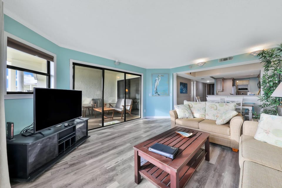 TV and multimedia, Seating area