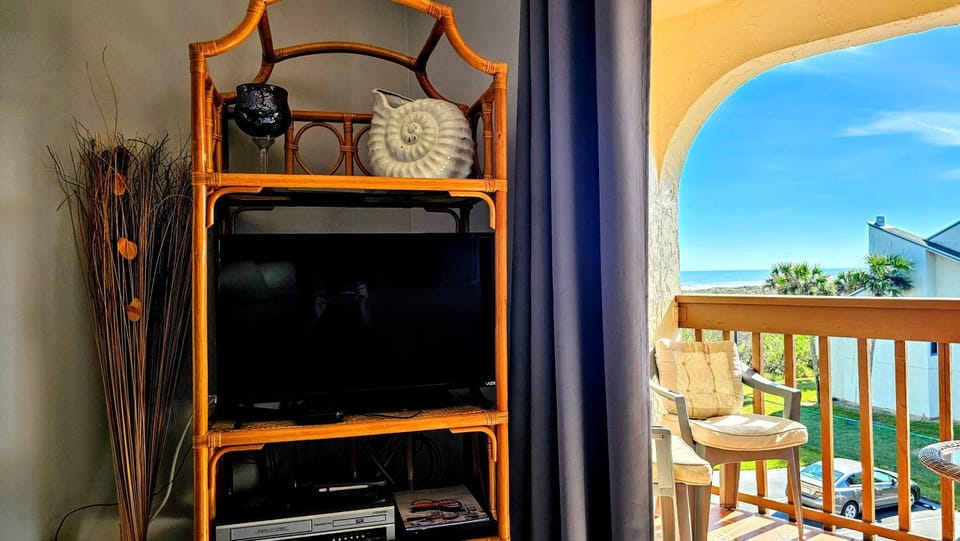 TV and multimedia, Balcony/Terrace, Living room