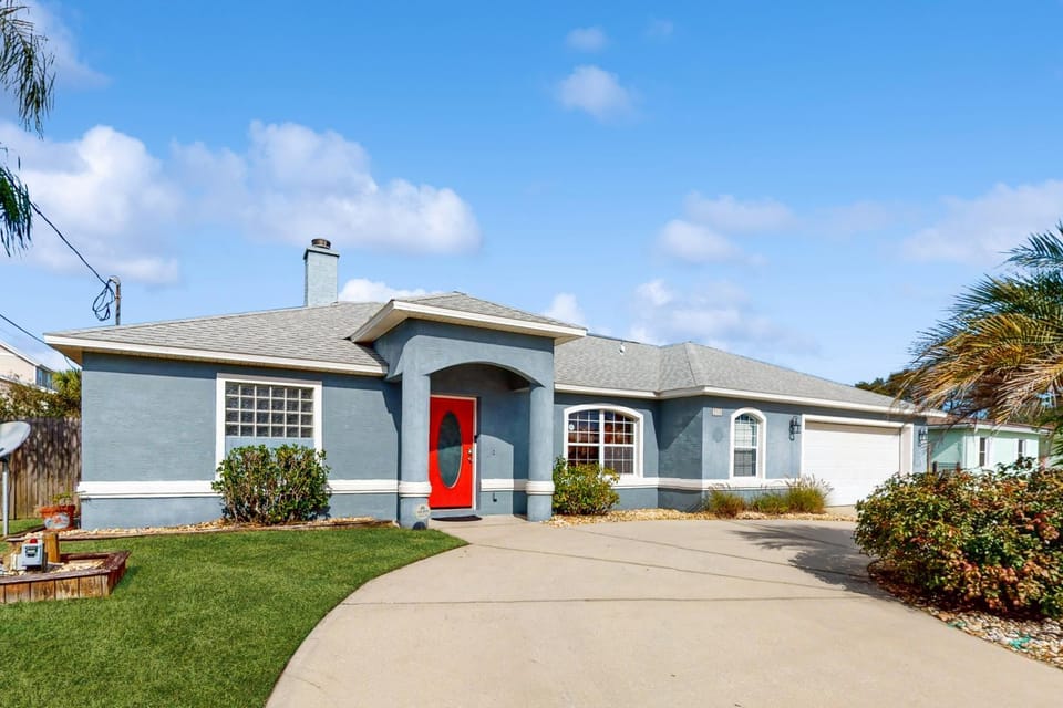 Property building, Day, Garden view