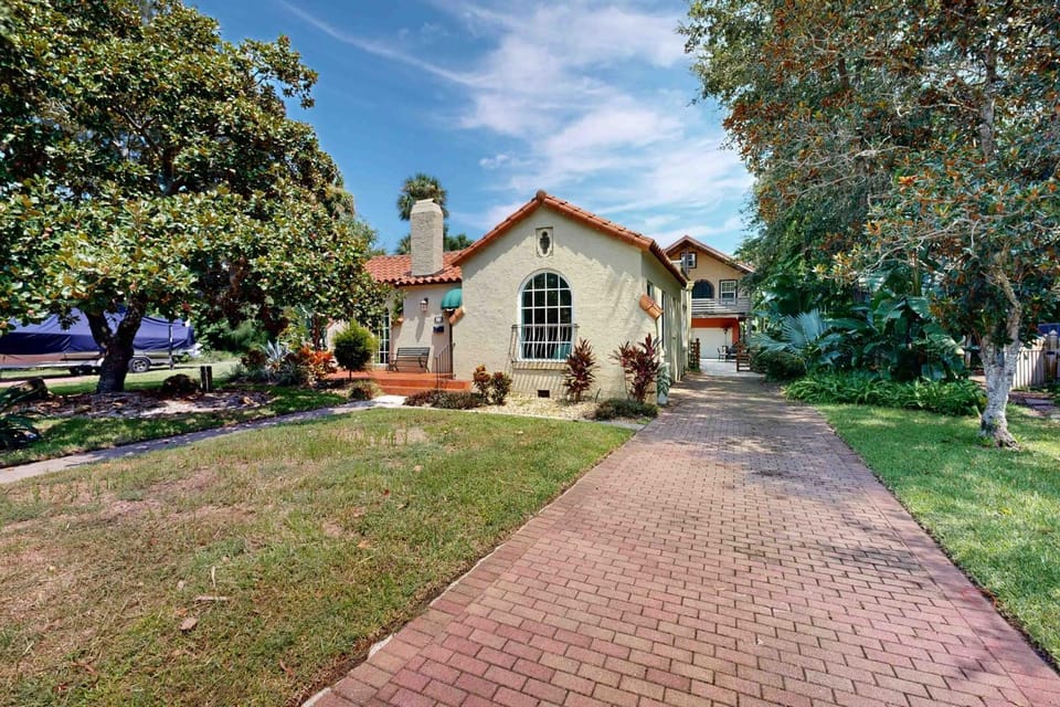 Property building, Day, Garden view