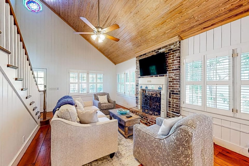 TV and multimedia, Living room, Seating area