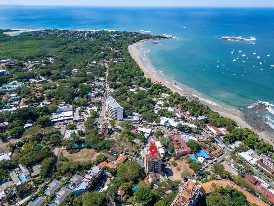 Elegant Oceanview 2BR Condo 2-Min Walk to Beach - BR14 Apartment in Tamarindo