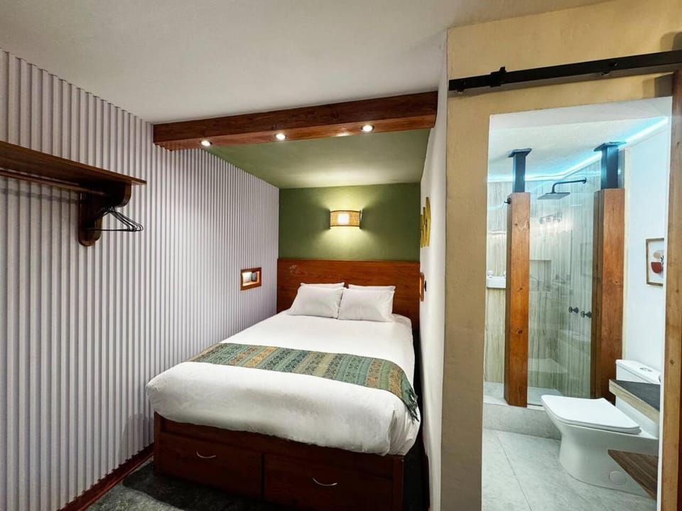 Toliman Room Hotel in Sololá Department