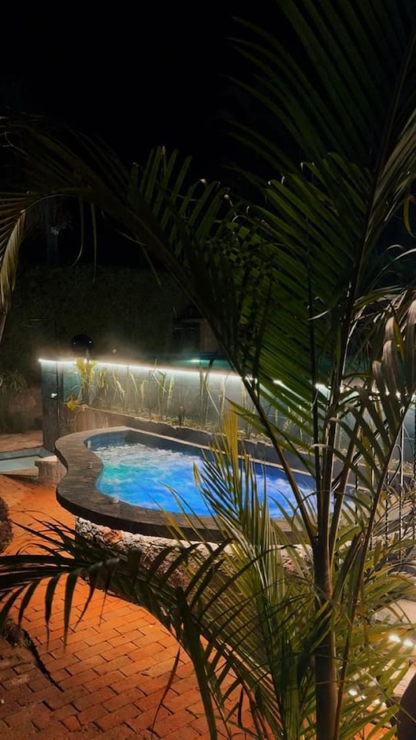 Guatemala Dreams Grand Chalet House in Sololá Department
