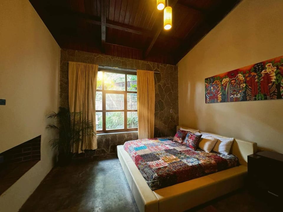 Guatemala Dreams Grand Chalet House in Sololá Department