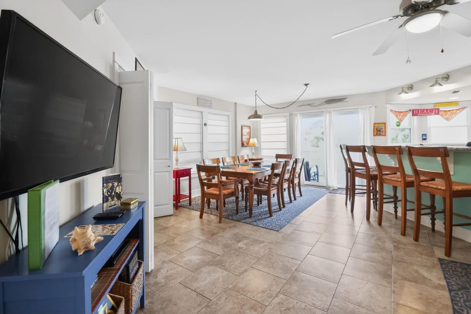 Sunny Side Up 102 House in Tybee Island