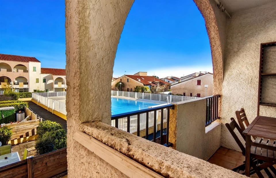 Property building, Patio, Day, View (from property/room), Balcony/Terrace, Pool view