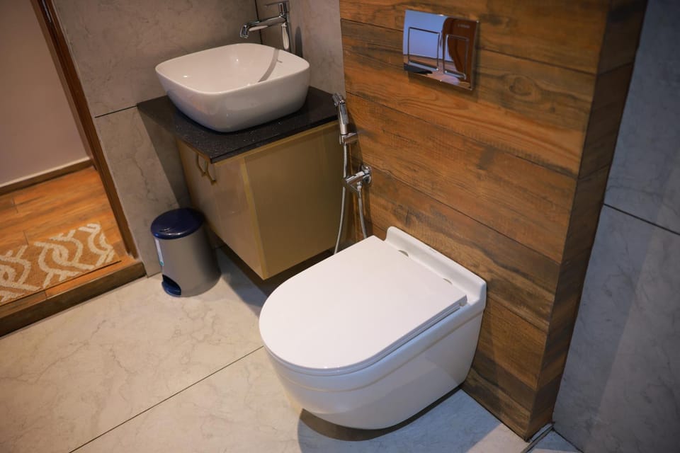 Toilet, Bathroom