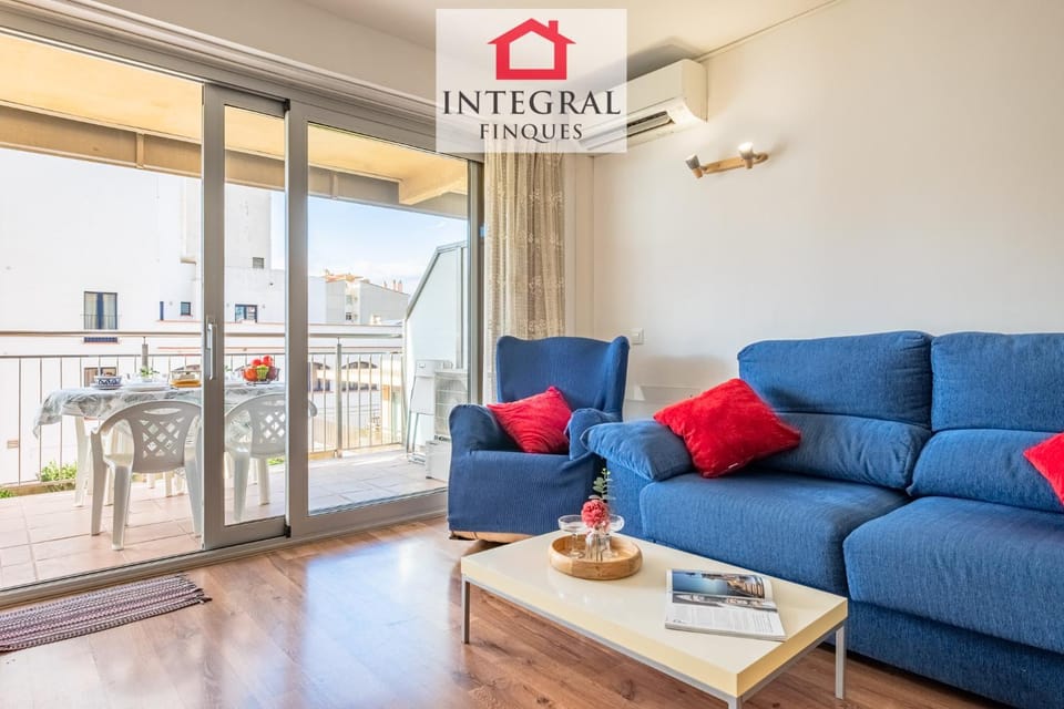 Balcony/Terrace, Living room, internet, air conditioner
