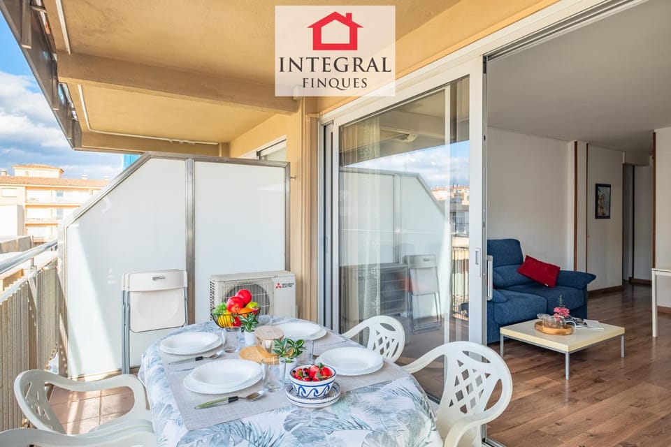 Off site, Balcony/Terrace, Living room