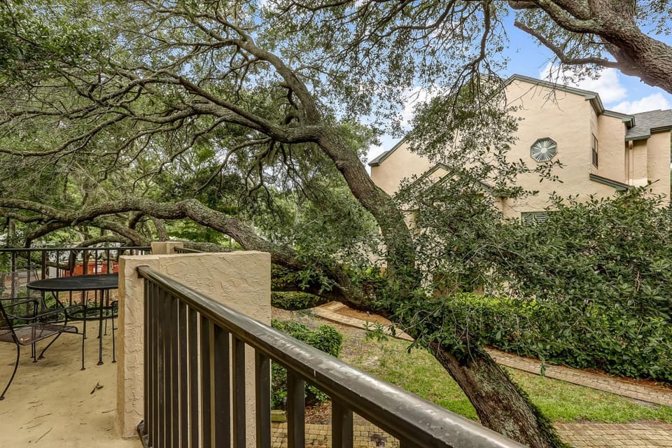Property building, Patio