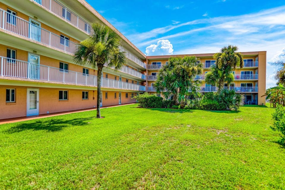 Property building, Day, Garden view