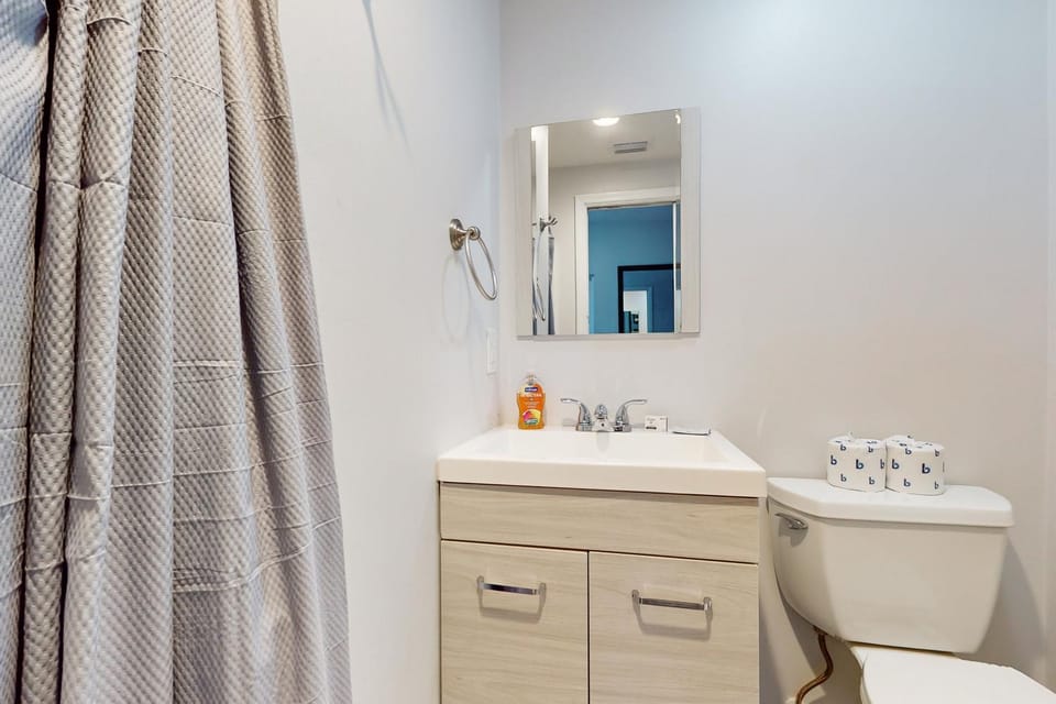 Bathroom, Bath