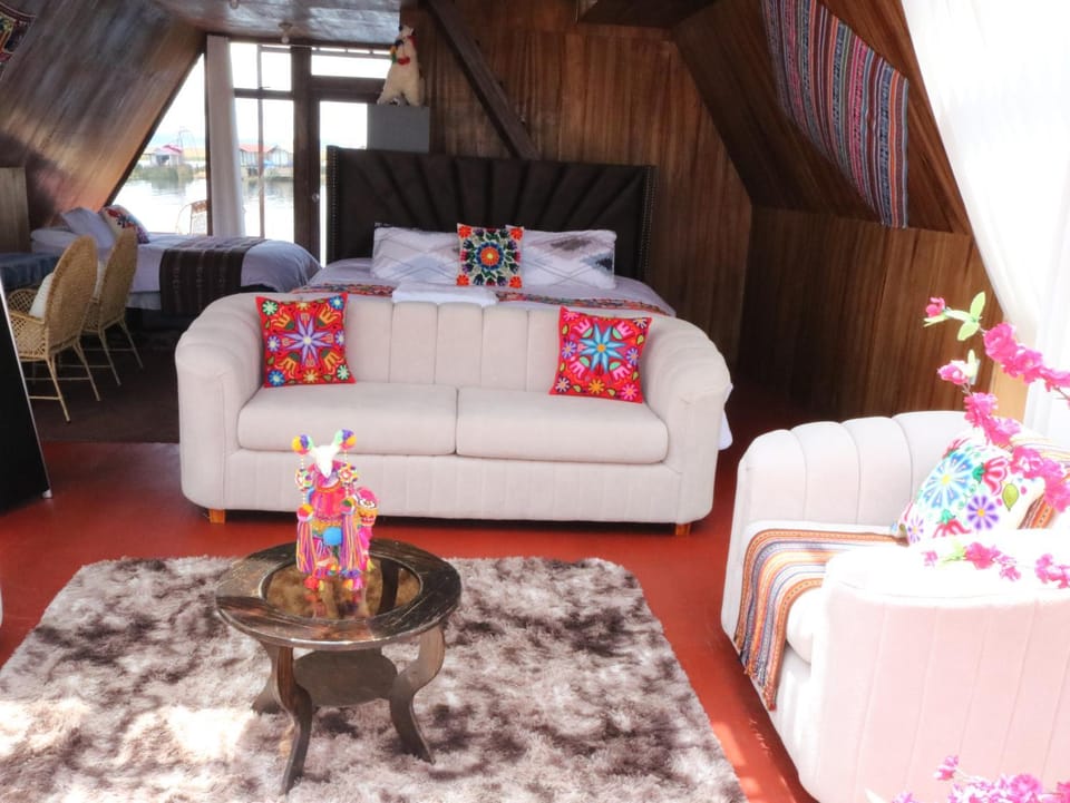 Titicaca deluxe lodge Nature lodge in Puno, Peru