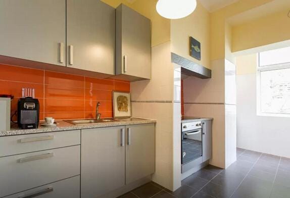 Kitchen or kitchenette