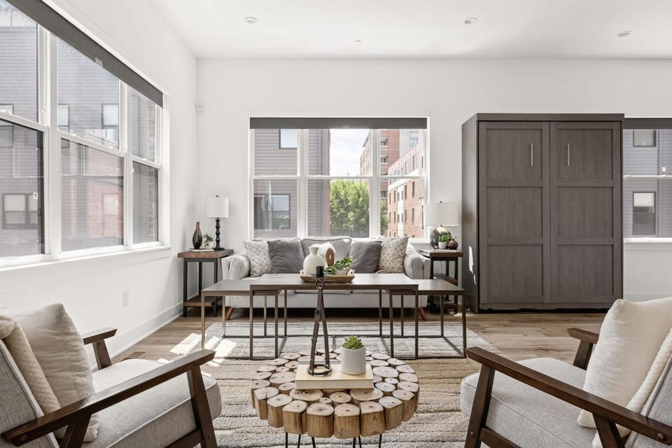 Luxury Downtown-Chatham Arch BoHo-style Townhome-Family Friendly House in Indianapolis