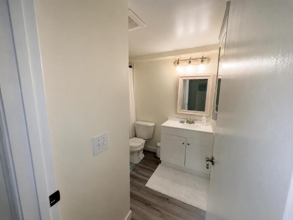 Bathroom, Bath