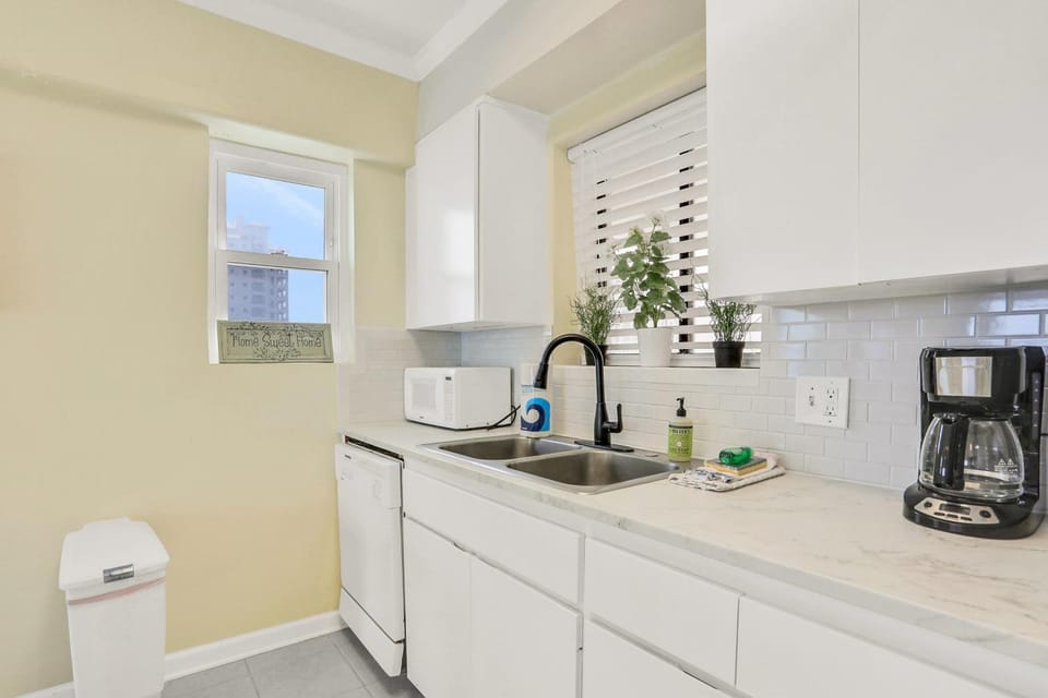 Coffee/tea facilities, Kitchen or kitchenette, toaster