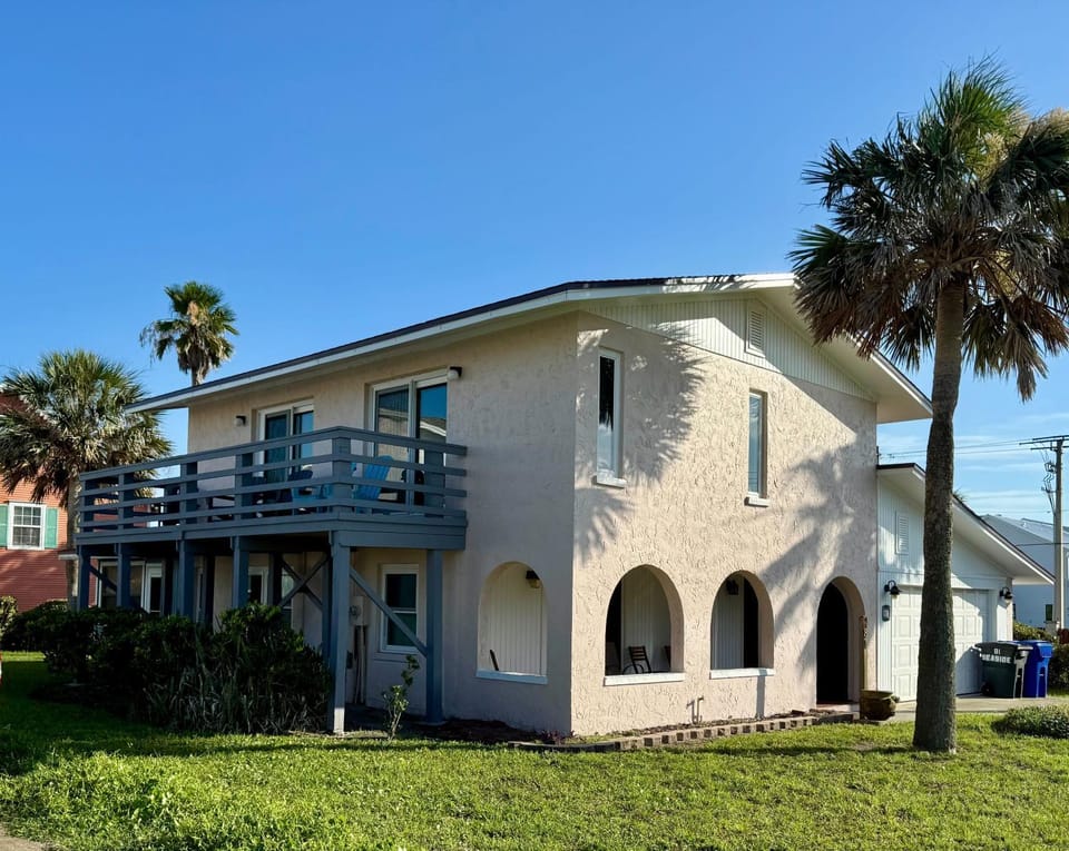 Property building, Day