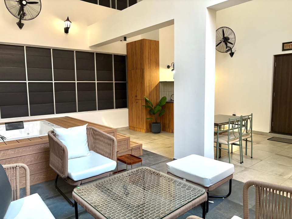 Seating area