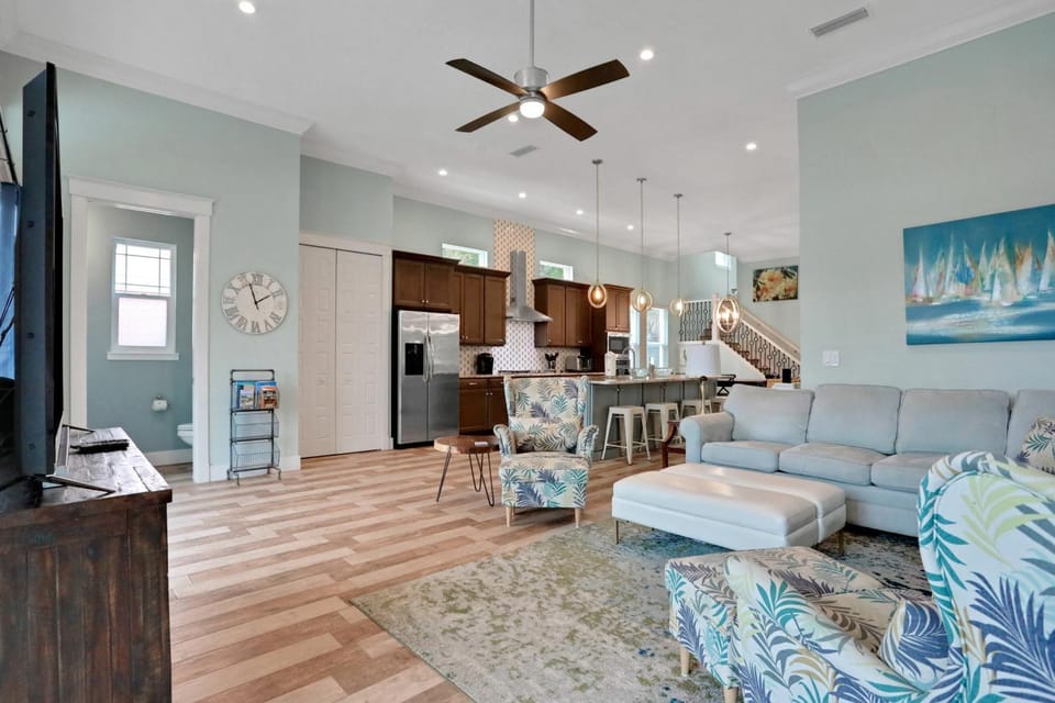 TV and multimedia, Living room, Seating area