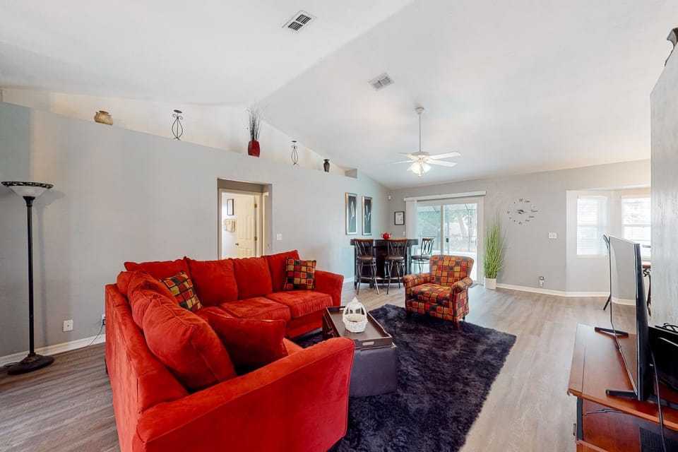 TV and multimedia, Living room, Seating area