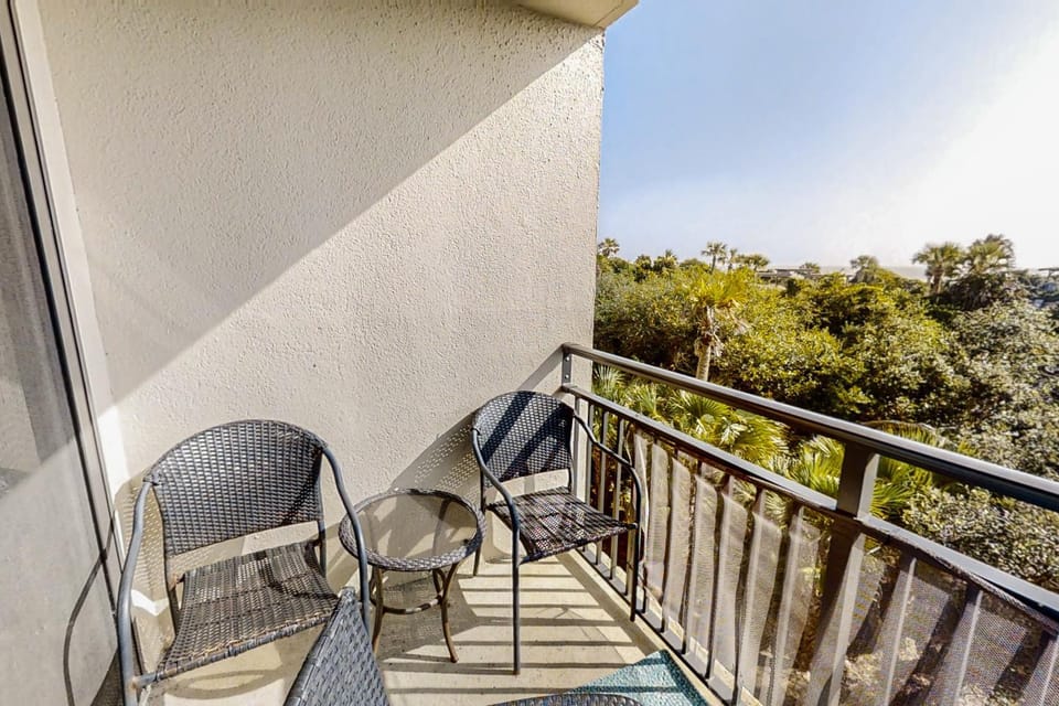 Patio, View (from property/room), Balcony/Terrace