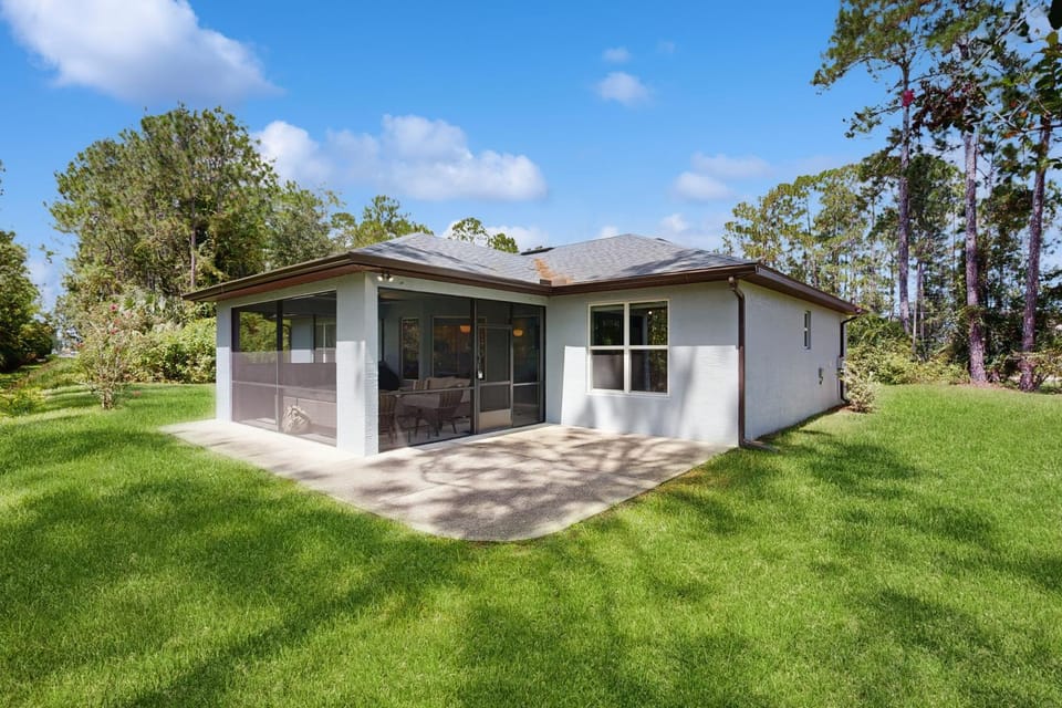 Property building, Day