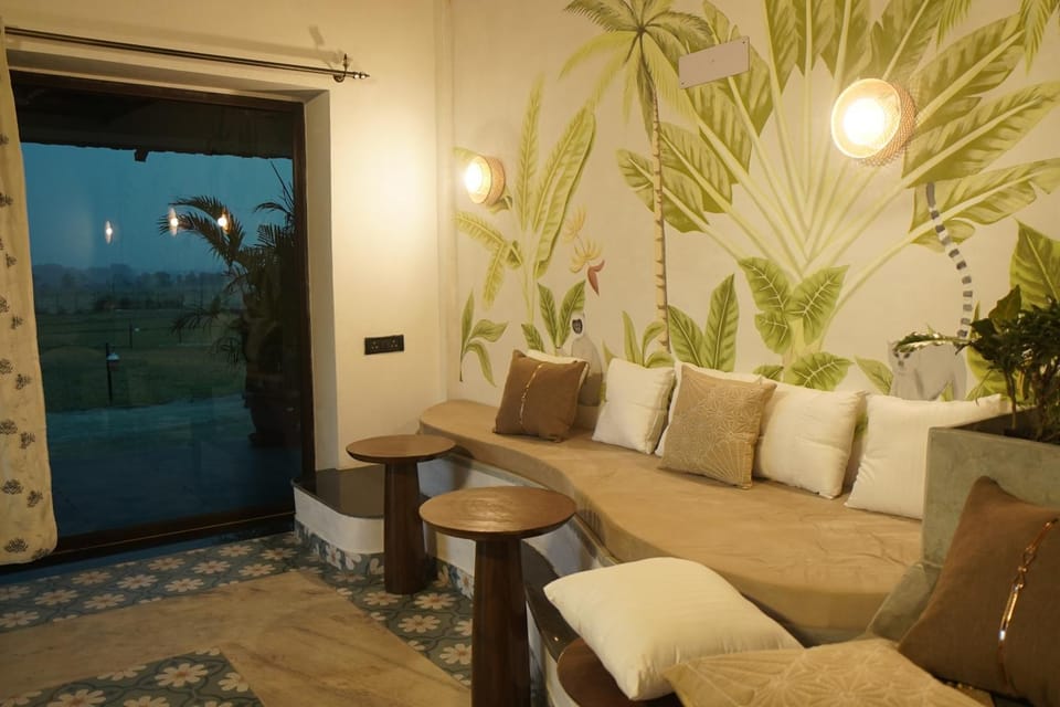 Living room, Seating area