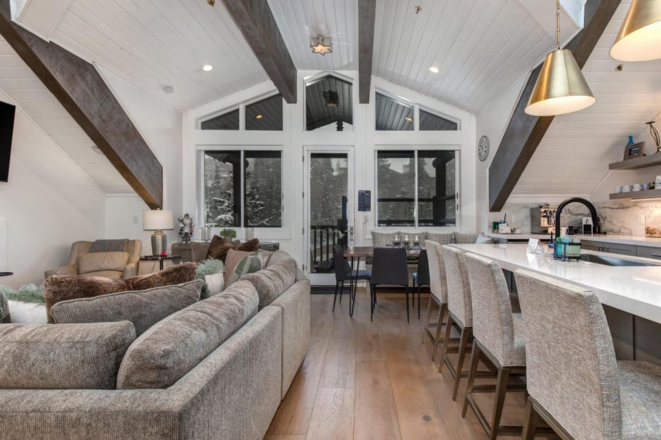 Abode at Black Bear 306 House in Deer Valley