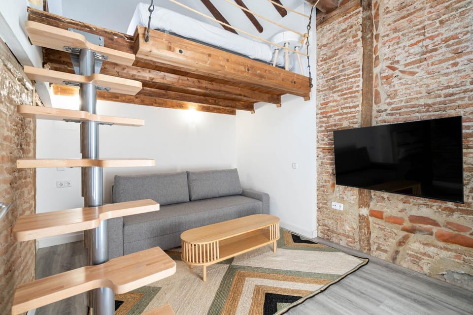 San Vicente Ferrer Top Floor 2BR ALQUILER TEMPORAL Apartment in Centro