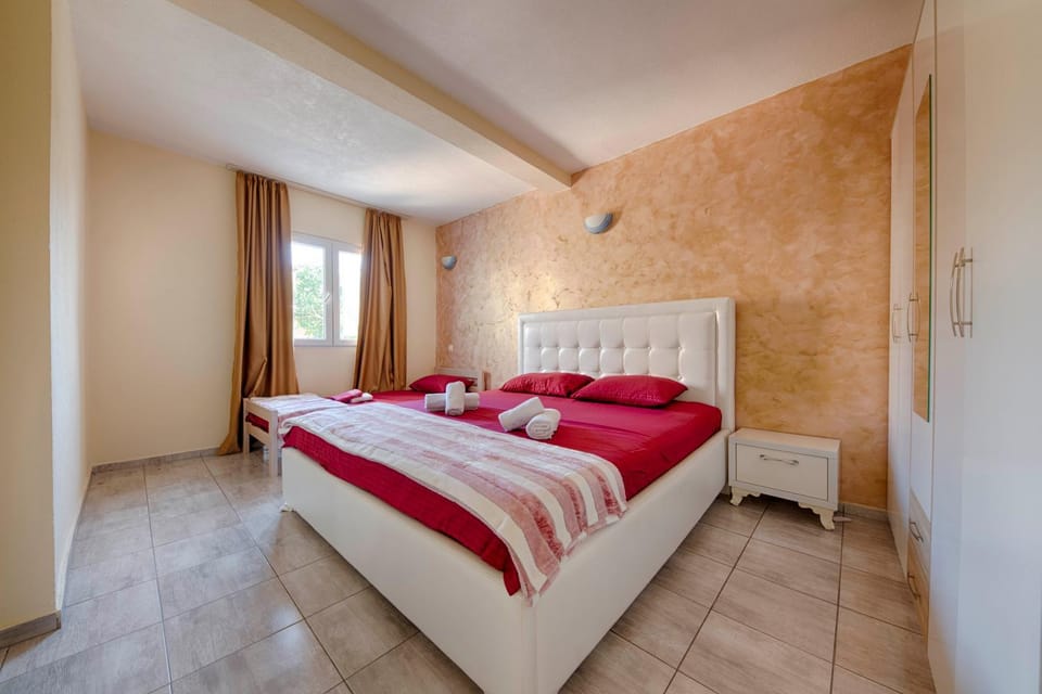 ZIS LUX Apartments Pool Apartment hotel in Ulcinj Municipality