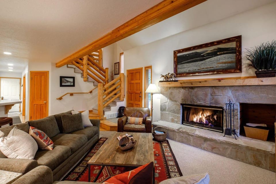 Abode in Deer Lake Village House in Park City
