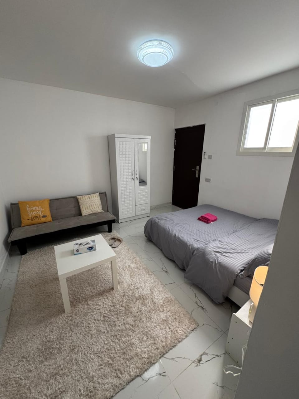 Bed, Living room, Photo of the whole room, Seating area, Bedroom, wardrobe