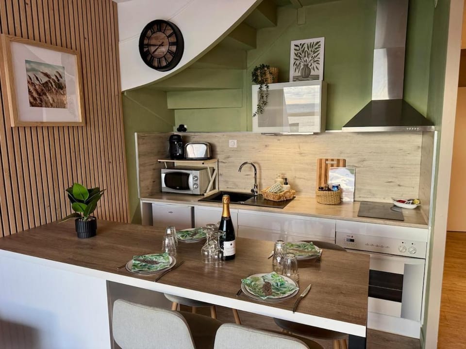 L'Émeraude - vue mer exceptionnelle - plage à pied Apartment in Clohars-Carnoët