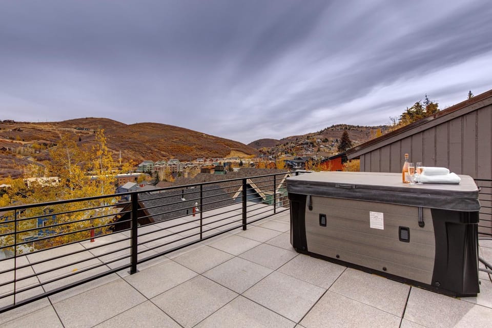 Abode on Cloud 9 House in Park City