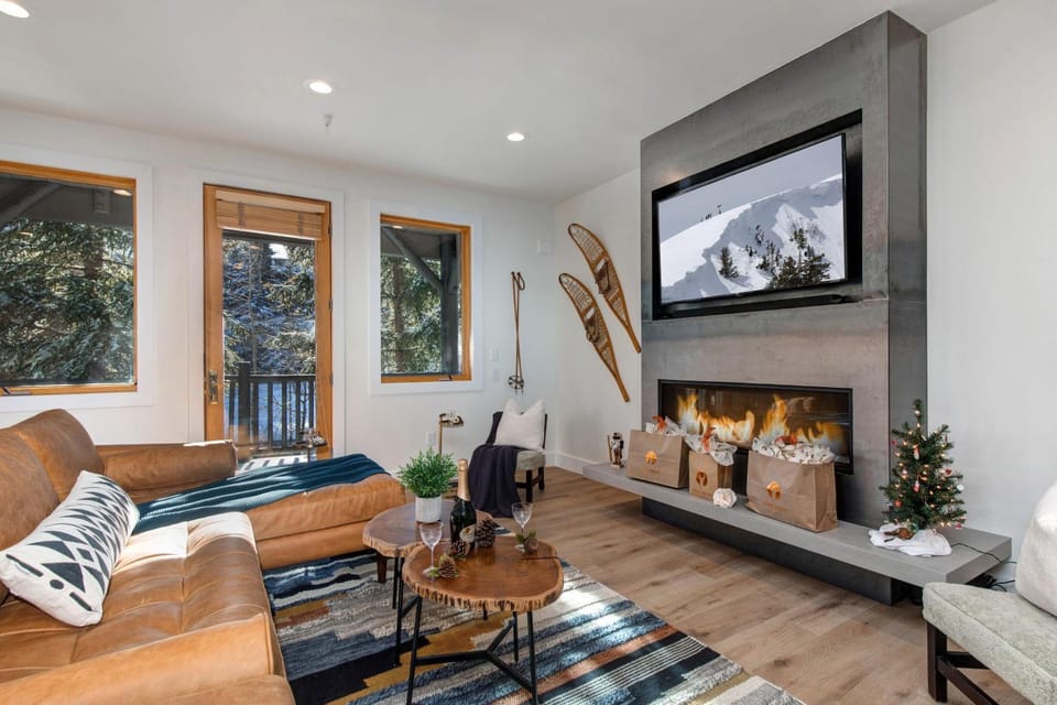 Abode at Black Bear 210 House in Deer Valley