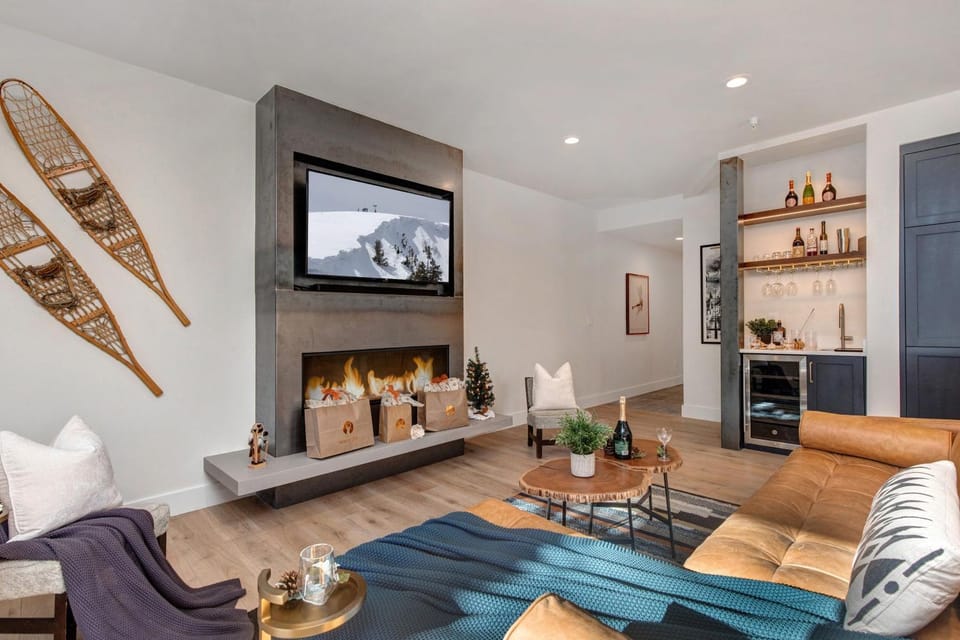 Abode at Black Bear 210 House in Deer Valley