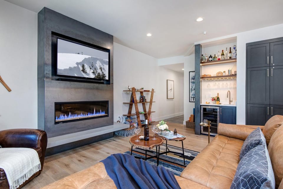 Abode at Black Bear 210 House in Deer Valley
