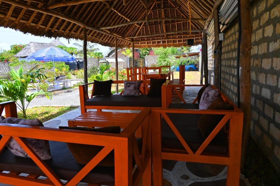 Firas Village 2 Villas Salt & Sand Sleeps 18 Villa in Kenya