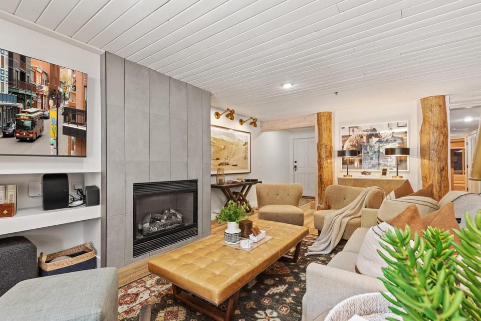 Abode at Black Bear 105 House in Deer Valley