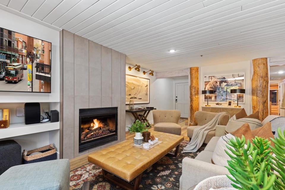 Abode at Black Bear 105 House in Deer Valley